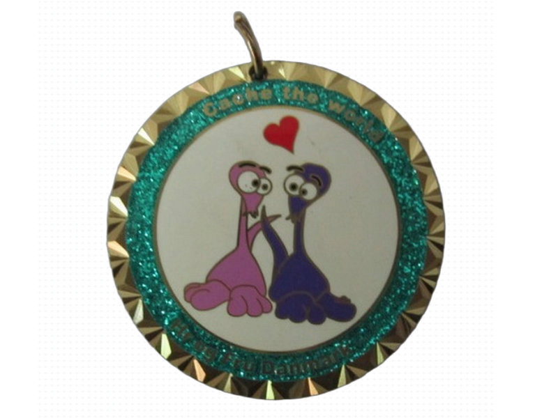 die&nbsp;struck&nbsp;medallion-2