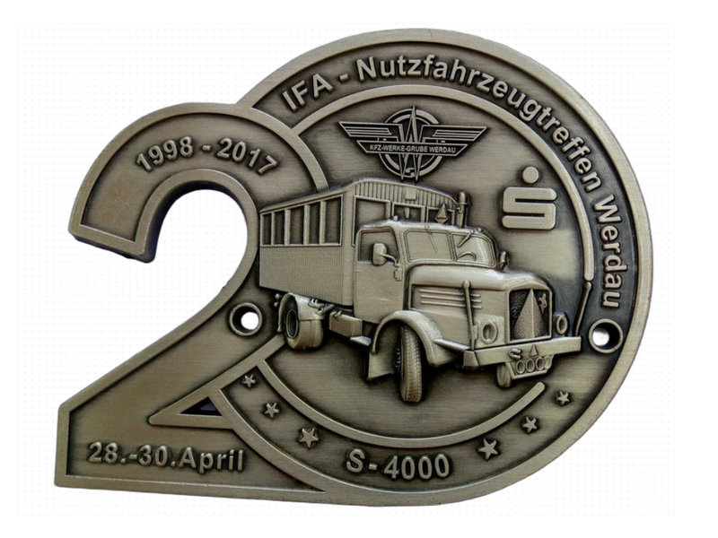 trophies&nbsp;and&nbsp;medals-3