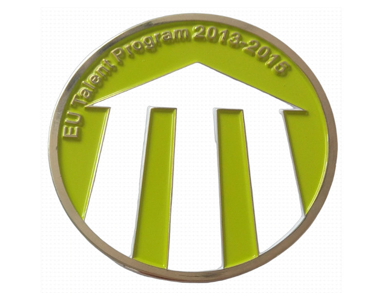 luminous&nbsp;paint&nbsp;medal-3