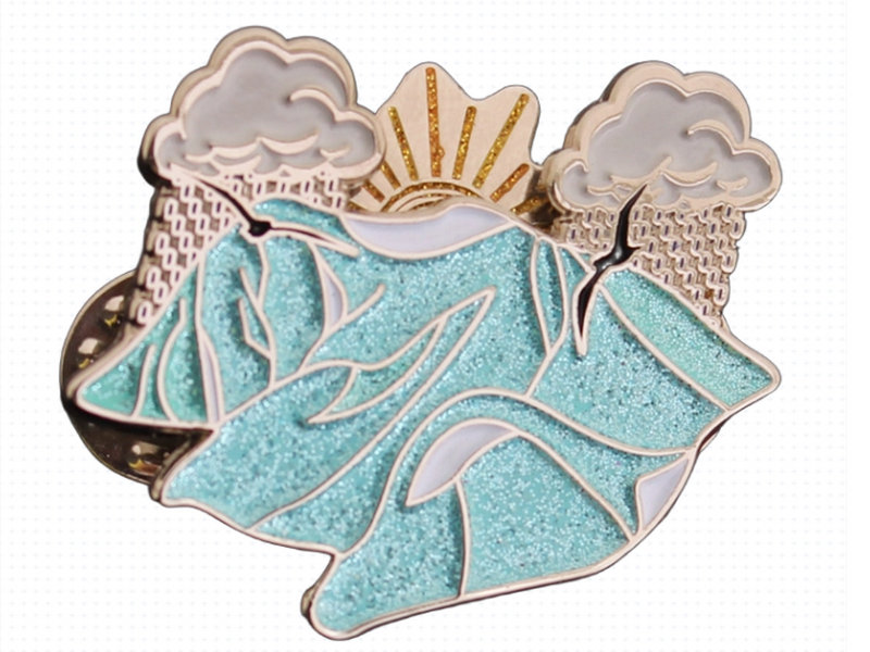 iron&nbsp;glitter&nbsp;badge-1