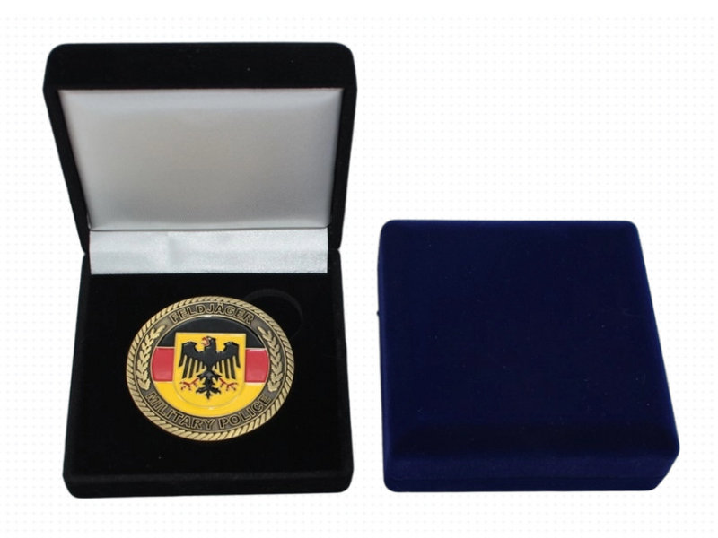 medal&nbsp;velvet&nbsp;gift&nbsp;box-2