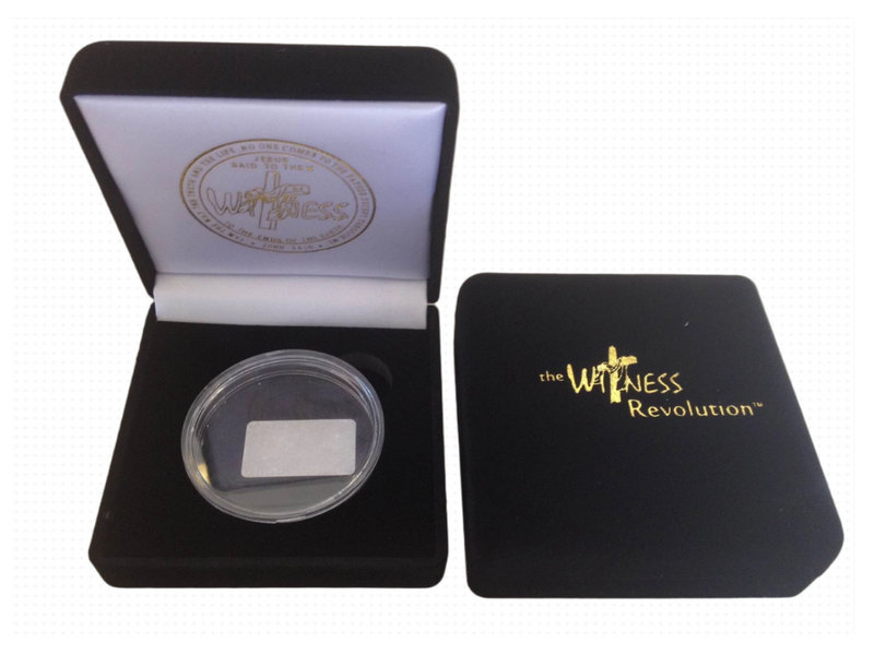 hot&nbsp;stamping&nbsp;logo&nbsp;on&nbsp;box-2